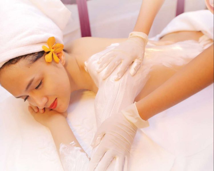 Spa Snow White