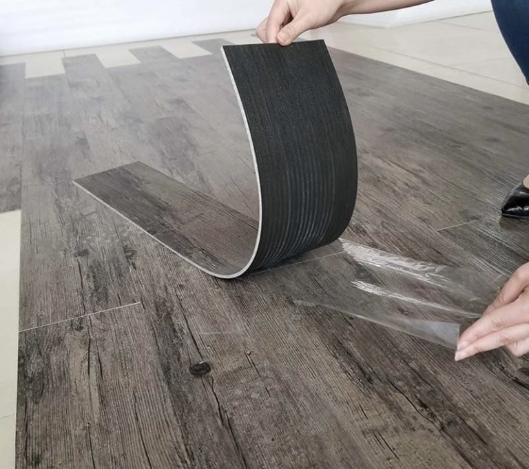 sàn nhựa giả gỗ tự dán tphcm Công Ty Nhân Thủy