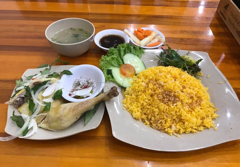 cơm gà ngon đà nẵng