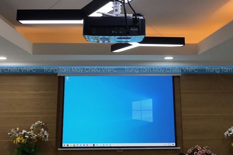 cửa hàng bán màn hình chiếu tphcm cửa hàng bán màn hình chiếu tphcm