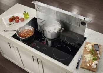 Cửa Hàng Công Nghệ Nhật