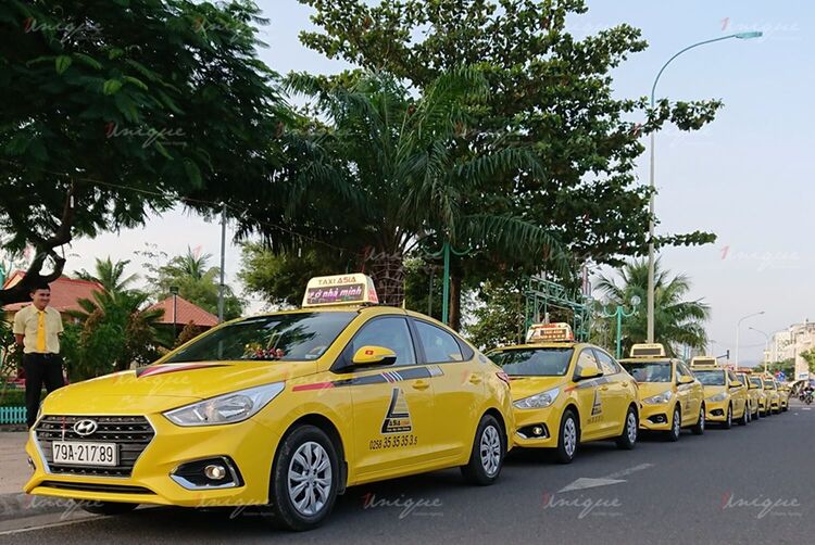 taxi sân bay cam ranh