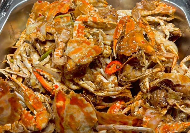 Nhà hàng hải sản Hạ Long