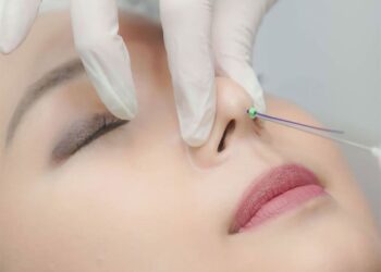 Phương Pháp Nâng Mũi Bằng Chỉ Collagen Có An Toàn Không?