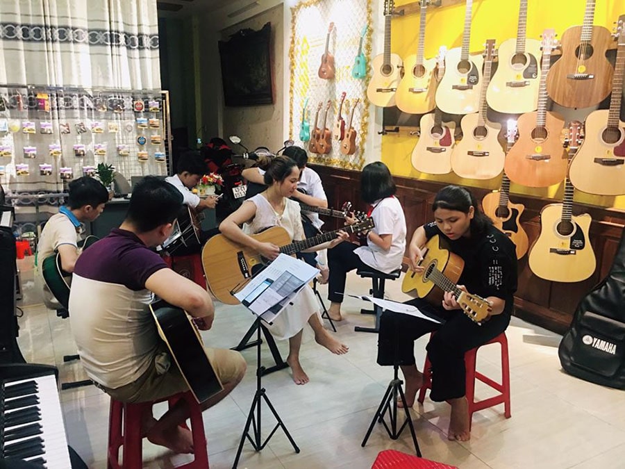 học guitar cần thơ Vibe Academy
