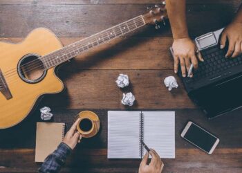 học guitar cần thơ