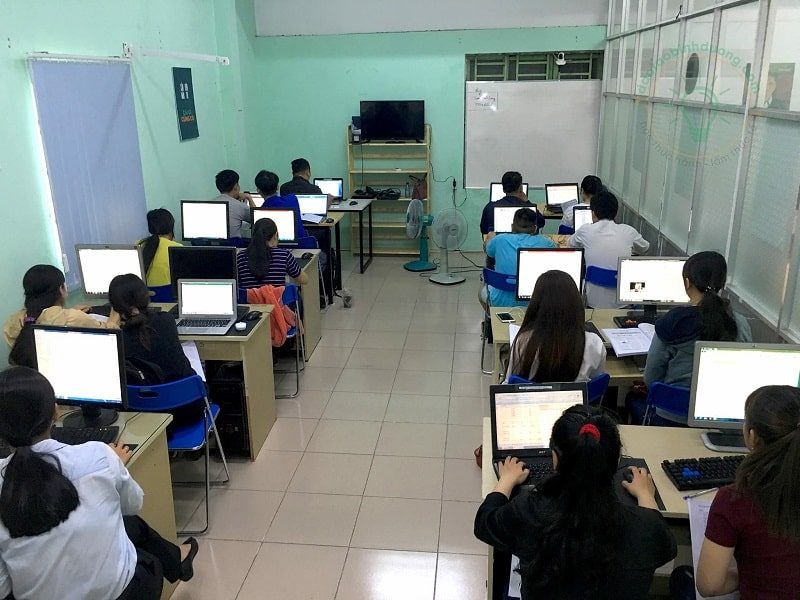 Học tin học văn phòng ở TPHCM Trung Tâm Minh Sơn