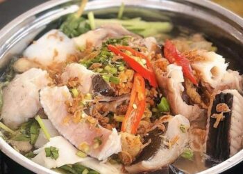 Lẩu cá đuối ngon ở Vũng Tàu