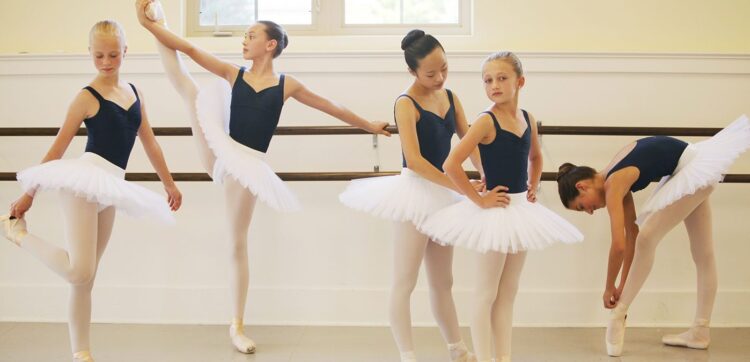 lớp học múa Bình Dương Trung Tâm Kids Art & Music Saigon - Lớp Học Múa Bình Dương Uy Tín