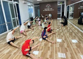 lớp học múa Quảng Ninh