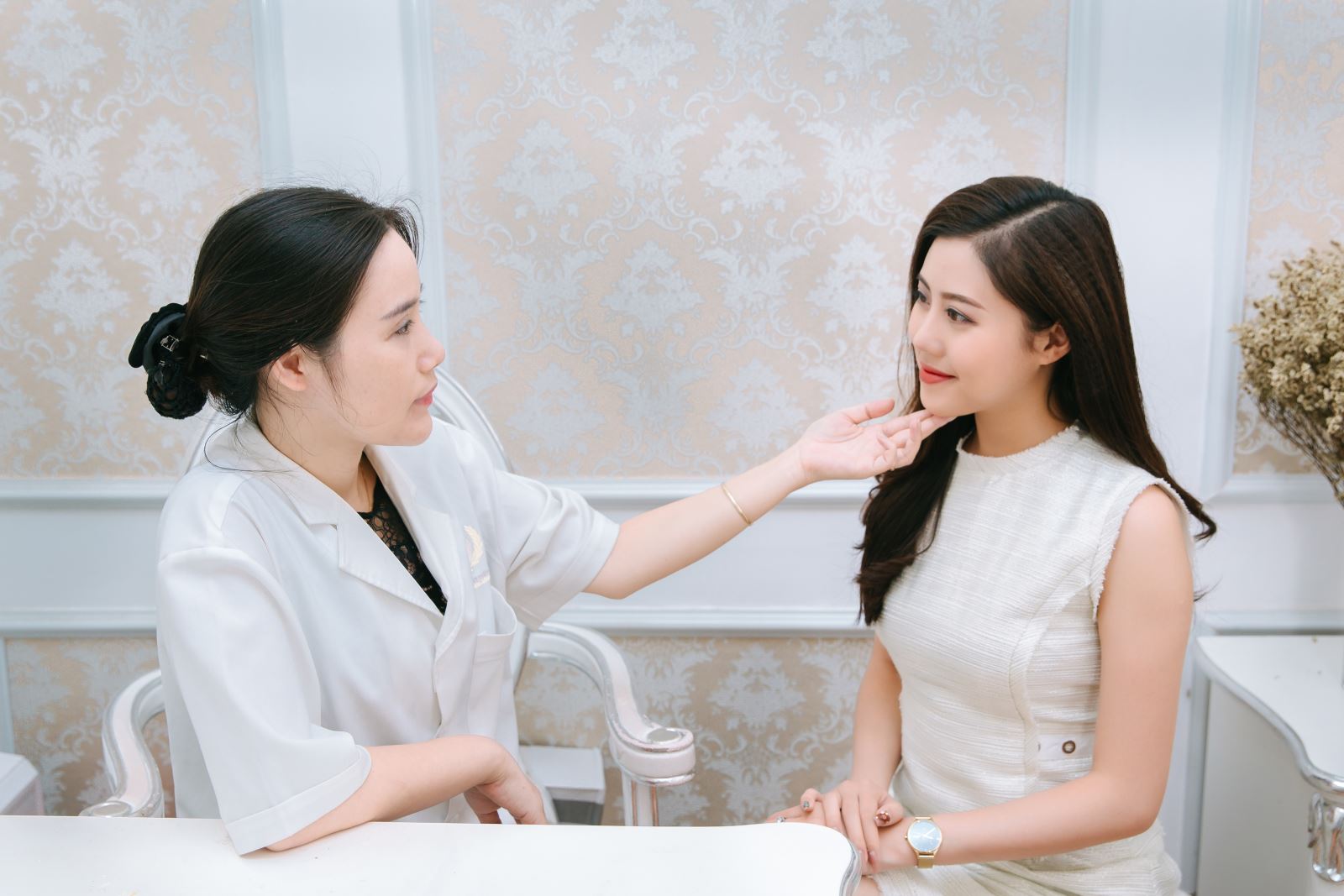 bác sĩ thẩm mỹ Châu Đốc bác sĩ thẩm mỹ Châu Đốc