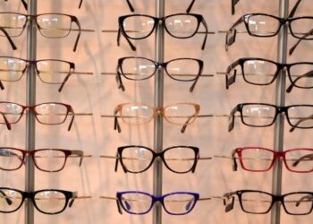 mắt kính bình thuận