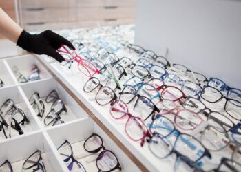 Mắt kính Buôn Ma Thuột