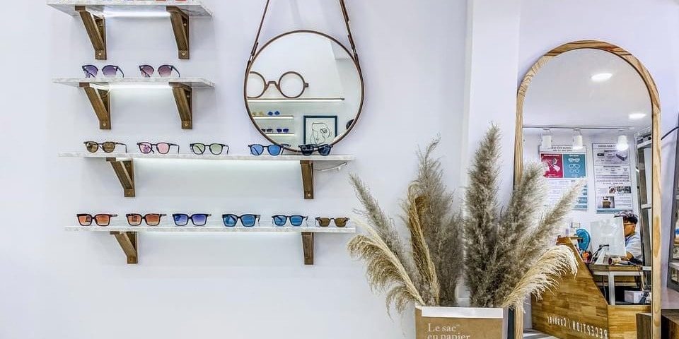 Mắt Kính Việt Đức