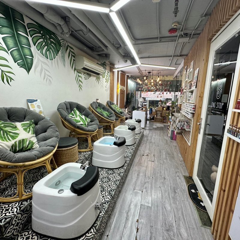 OneStop’s Nails Beauty