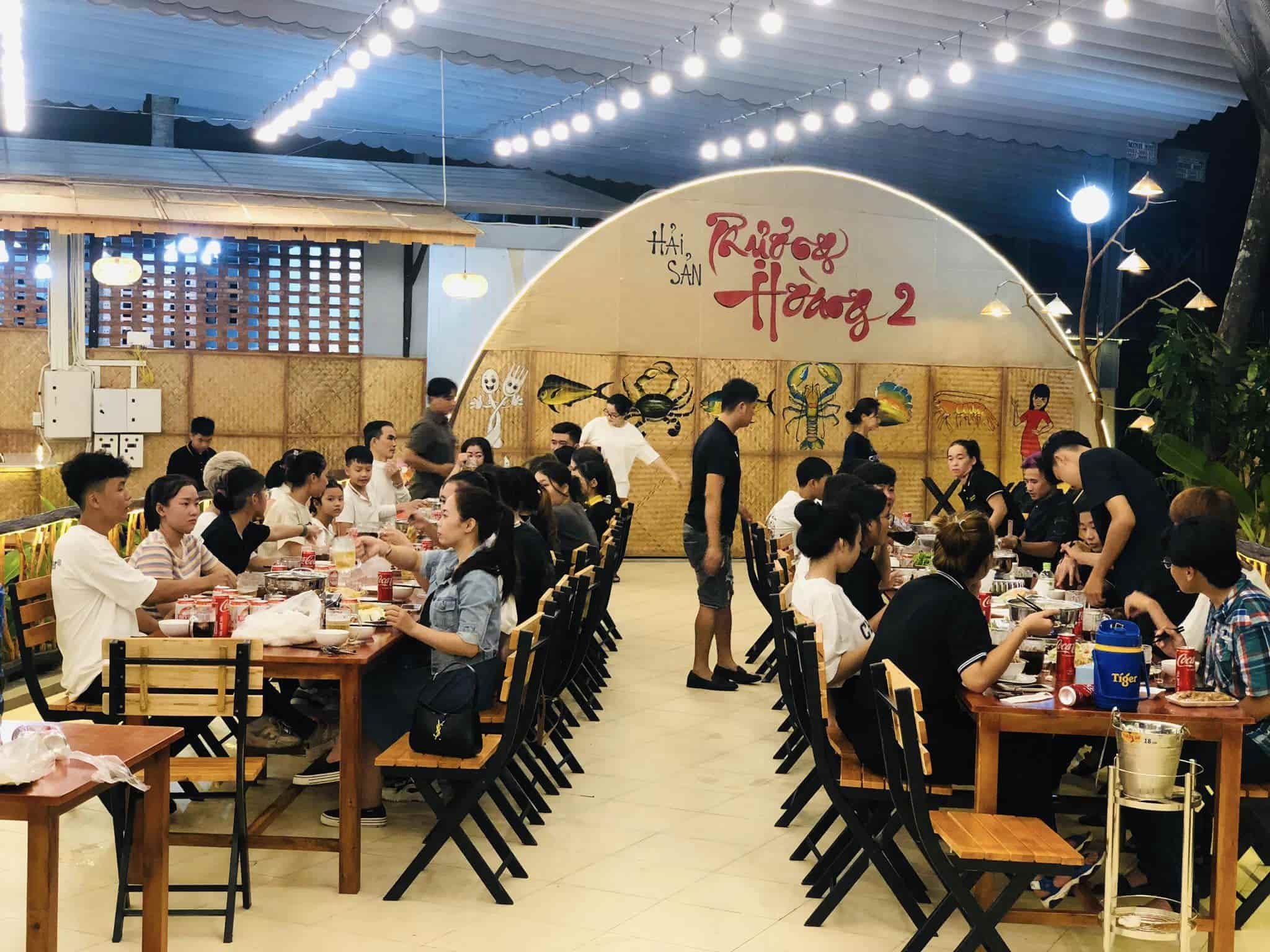 Nhà Hàng Phượng Hoàng