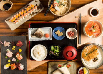 nhà hàng sushi hà nội