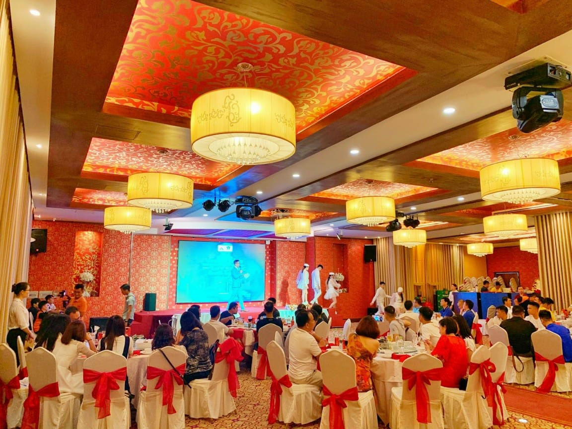 nhà hàng tổ chức sinh nhật nha trang
