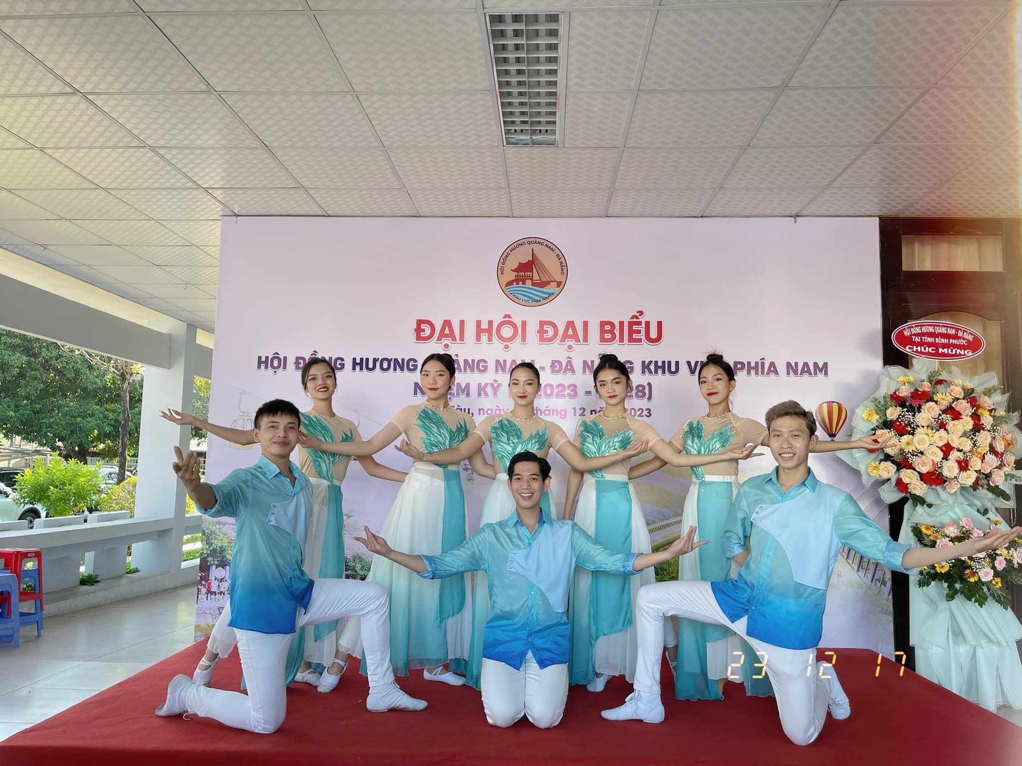 thuê trang phục biểu diễn vũng tàu
