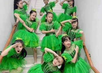 thuê trang phục biểu diễn vũng tàu