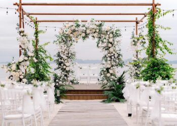 trang trí tiệc cưới hạ long