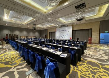 Cho thuê bàn ghế sự kiện TPHCM