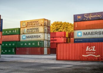 TOP 10 Công Ty Xuất Nhập Khẩu TPHCM Uy Tín Nhất