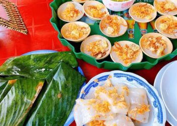 quán bánh bèo nậm lọc ngon ở huế