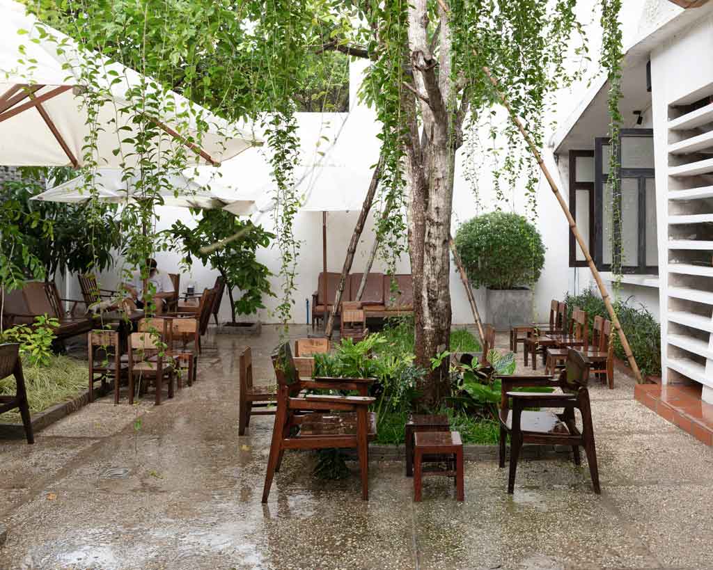 quan-cafe-phong-cach-da-lat-o-sai-gon