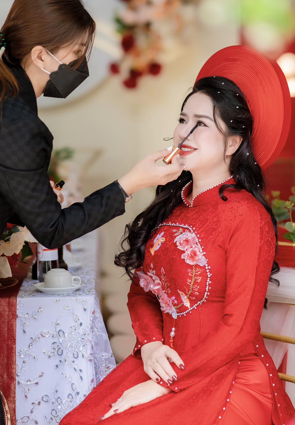 trang điểm cô dâu tại nhà tphcm
