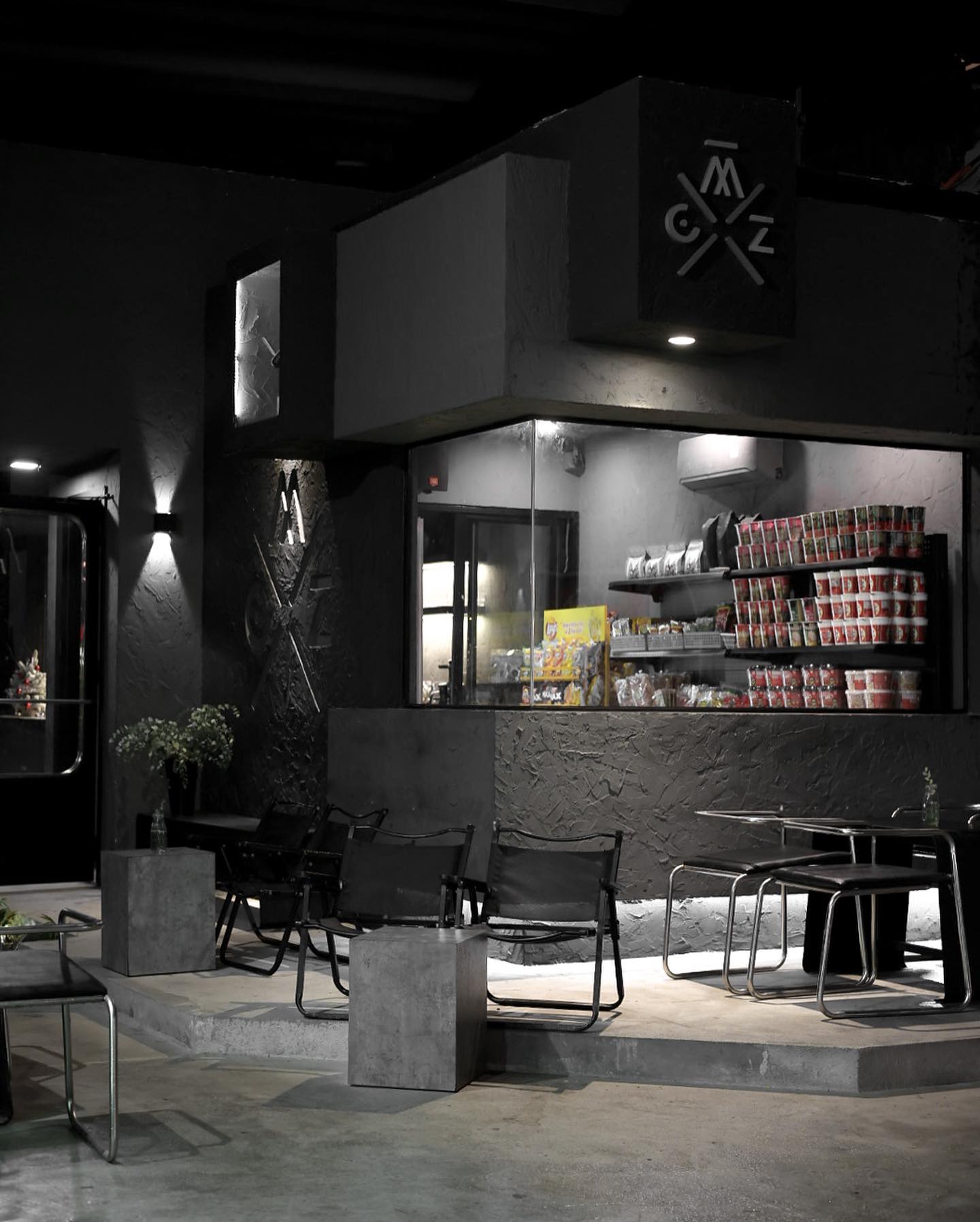 CMZ Cafe : Mart 